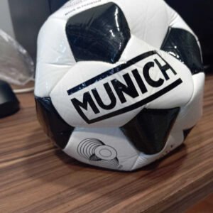 Balon Munich Blanco Negro 48 cm